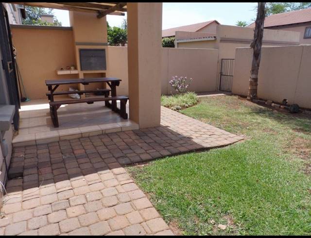 2 BEDROOM TOWNHOUSE SOLD IN ANNLIN